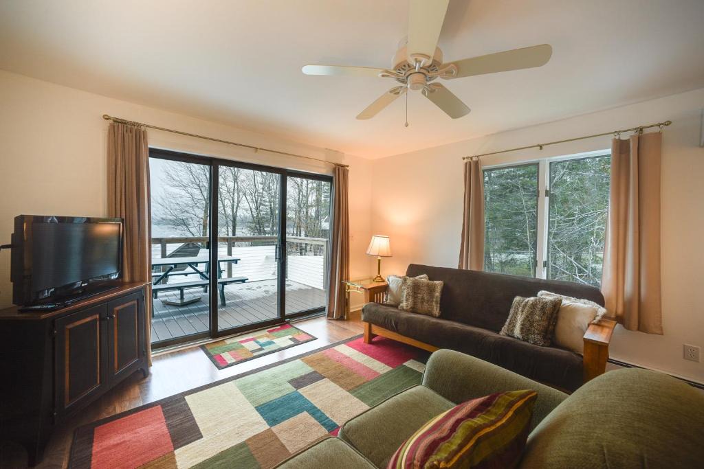 Bolton Landing Apartment | Lakefront Adirondacks Home: Fish, Hike, Ski!