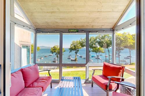 Gilford Apartment | Lakefront At Winnipesaukee