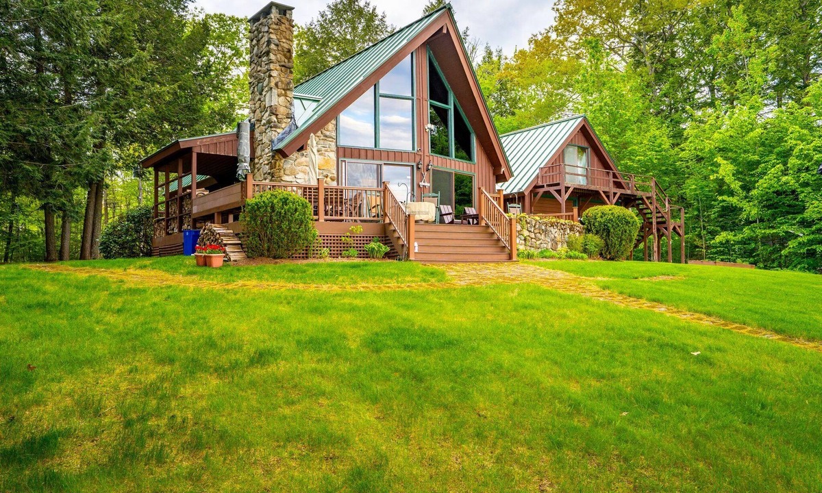 Belgrade Lakes House | Lakefront Escape w/Dock, Fire Pit & Views