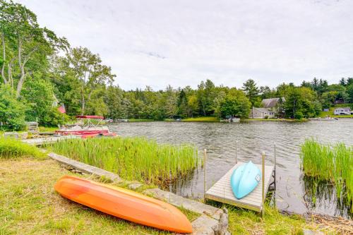 Hinsdale House | Lakefront Hinsdale Home ~ 10 Mi to Pittsfield!