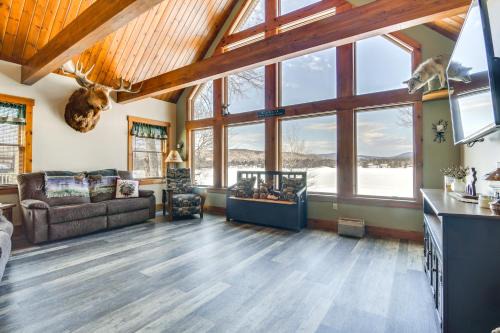 Errol House | Lakefront New Hampshire Hideaway w/Deck & Views