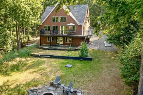 Bowerbank House | Lakefront Retreat with Stone Fireplace & Game Room in Bowerbank, Maine