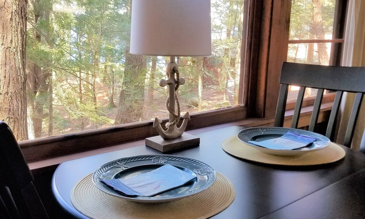 Alton Bay Cottage | Lakeview Cottage with Beach Access