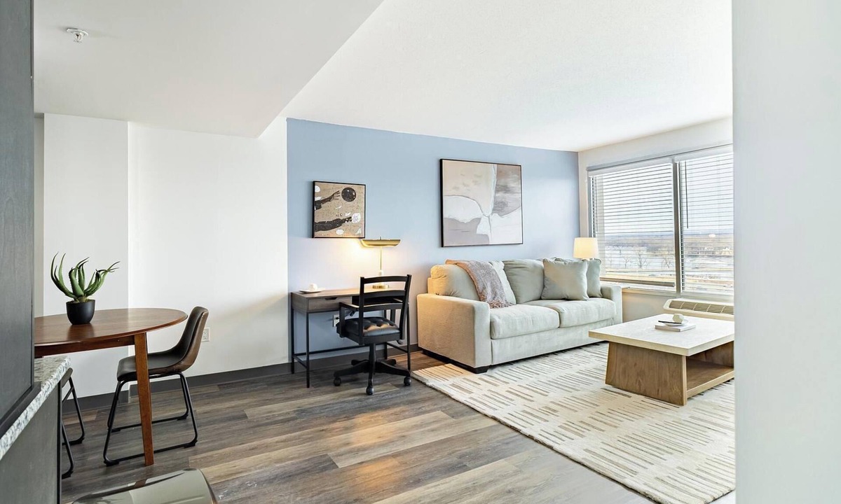 Downtown Hartford Apartment | Landing | Modern 1BD, Gym, Pool