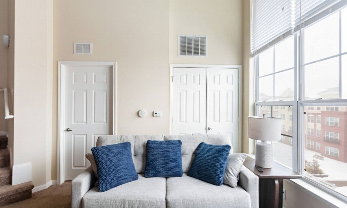 West New Haven Apartment | Landing | Modern 2BD, Gym