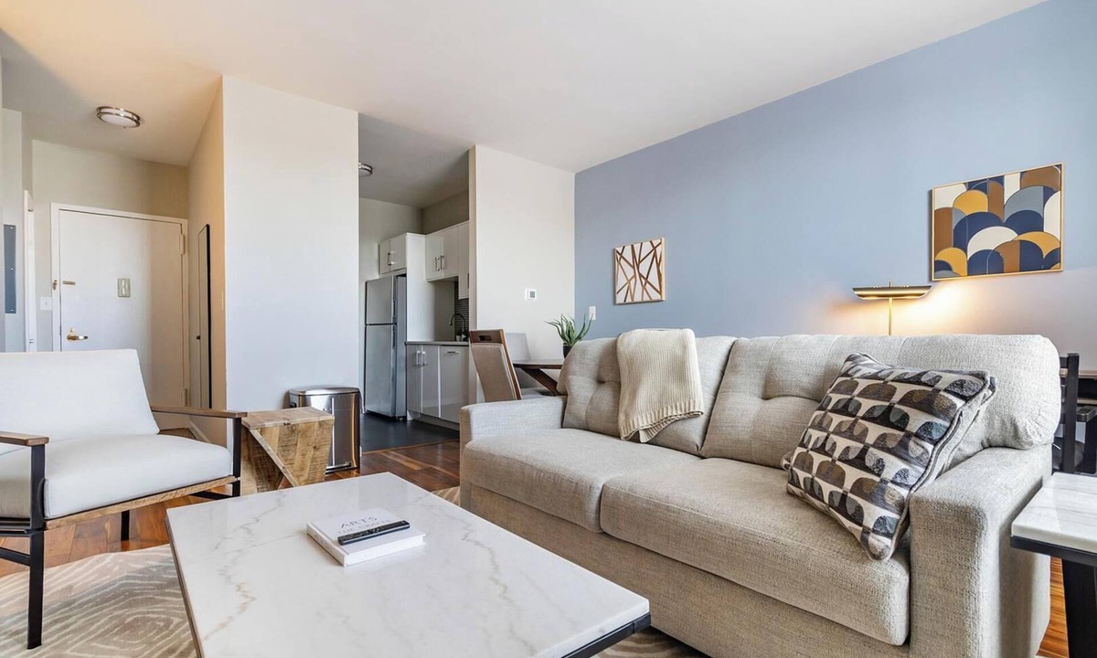 Downtown Apartment | Landing | Spectacular 1BD, Gym