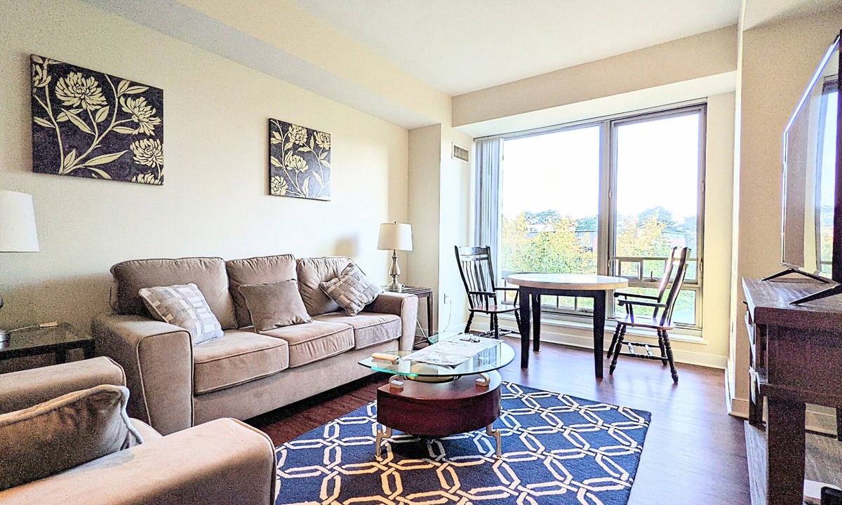 West End Apartment | Large 2 Bed/2 Bath, Modern Building, Across MGH, Centrally Located Parks shops