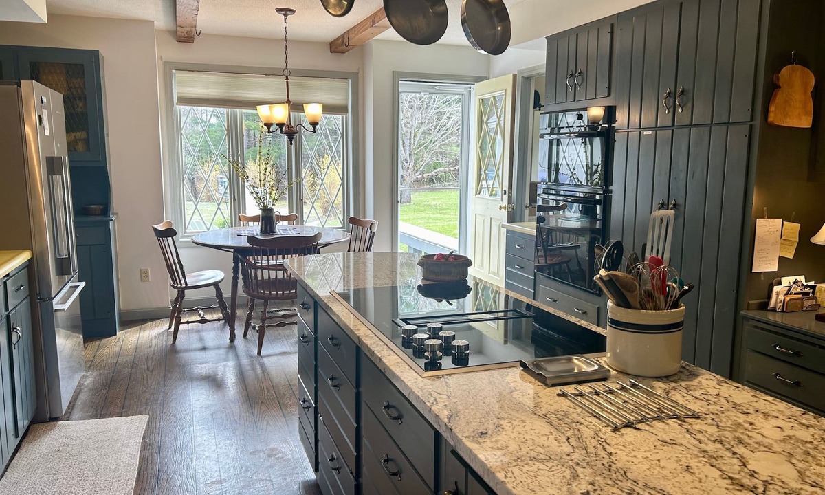Bradford House | Large Home Perfect For the Whole Family