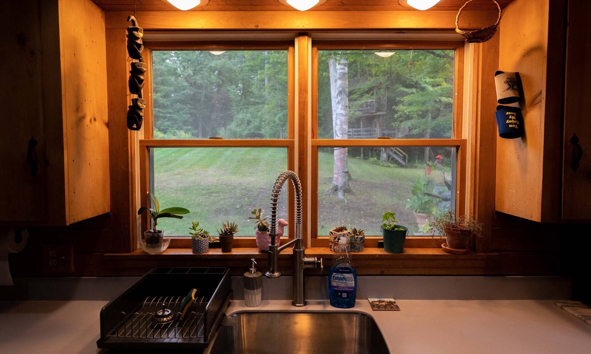 Waterbury Center House | Large house with hot tub 5min from Stowe