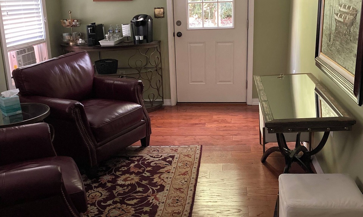 Ashfield House | Large suite in charming Jim Thorpe