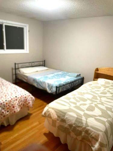 Rosemount House | LONG WEEKEND BUMPER OFFER- Transit,Airport,Downtown Minutes Drive
