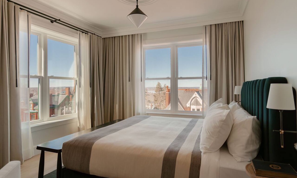 Parkside Hotel | Longfellow Hotel