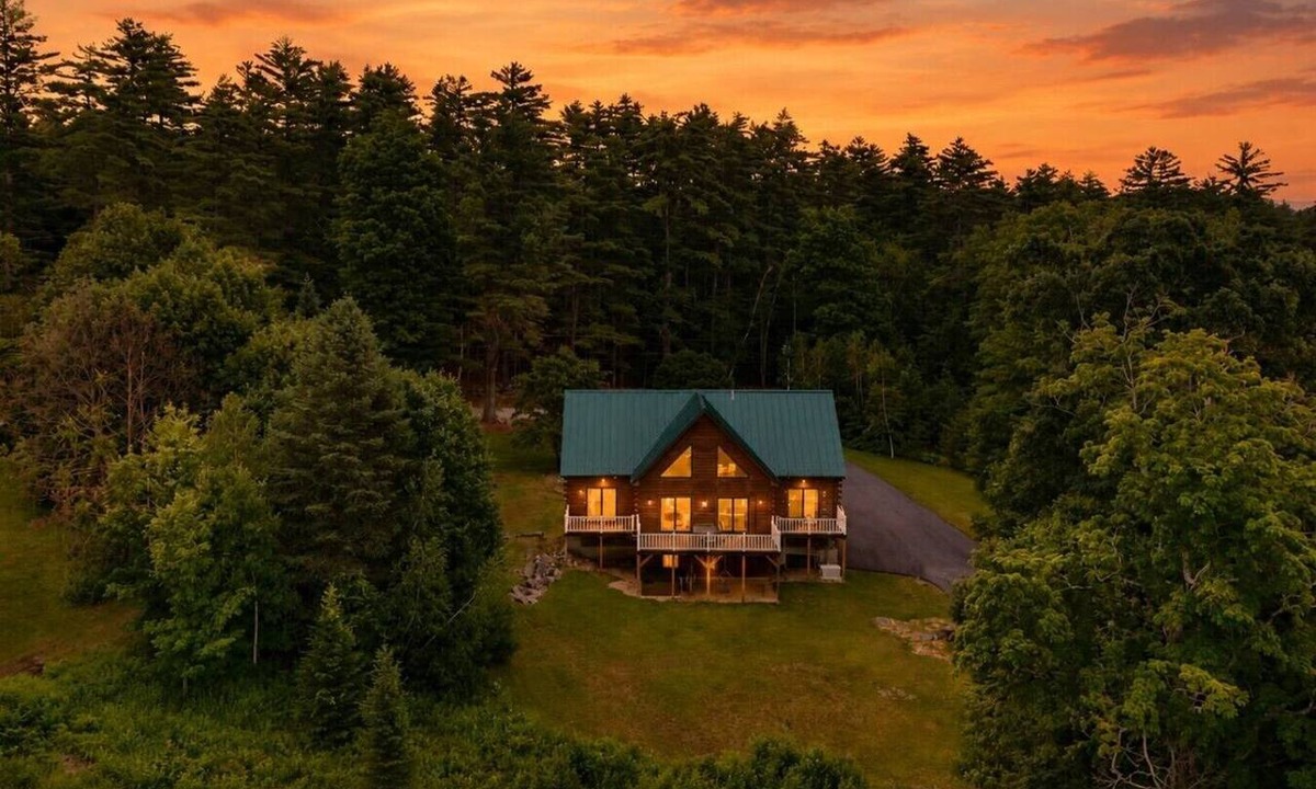 Center Lovell House | Lovell Lookout | Mt. Views, Hot Tub, Movie Theater
