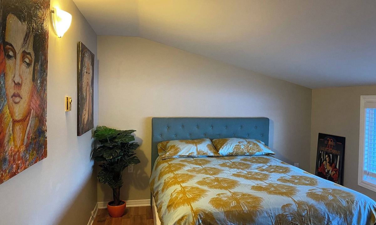 Elizabethtown-Kitley Apartment | Lovely 2 bedrooms apartment with gaz fire place.