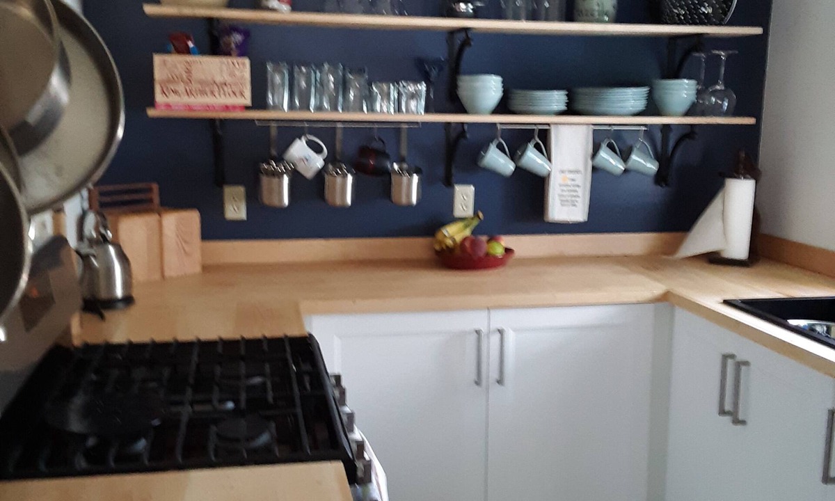 Antrim House | Lovely 2-bedroom Lake House in Antrim perfect for a relaxing getaway.