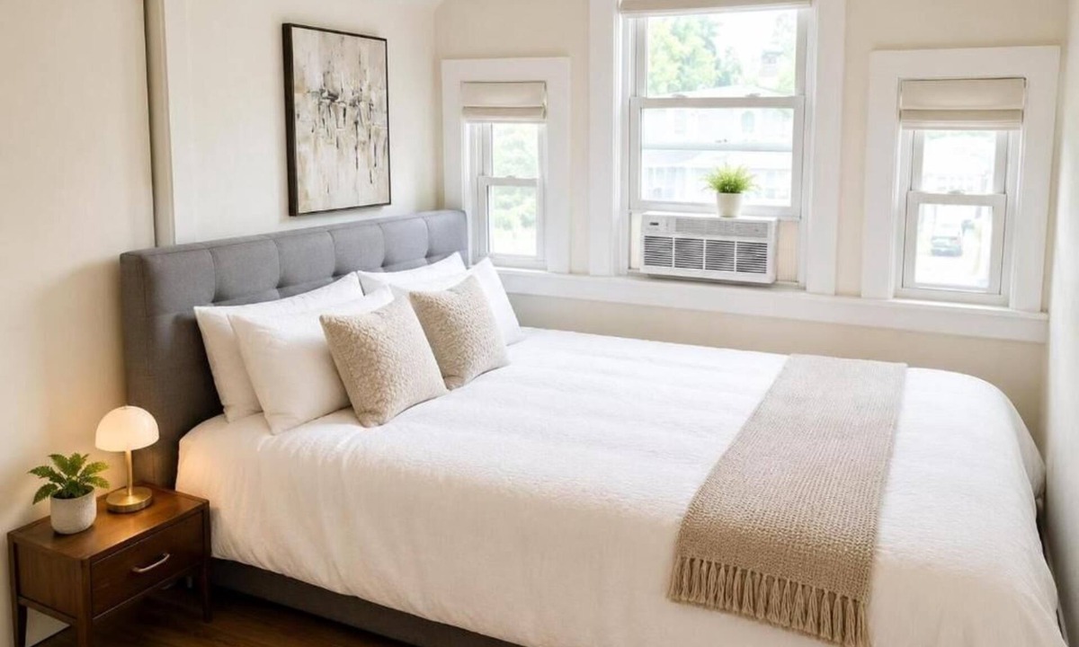 Queens Apartment | Lovely 3-bedroom apartment in Queens 20 min.train from Midtown Manhattan