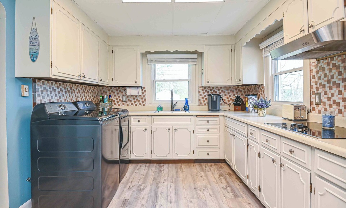 Kittery House | Lovely Kittery Country Retreat