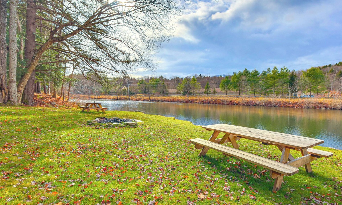 Ludlow Cabin | Ludlow Cabin on Lake Pauline w/Outdoor Fire Pit