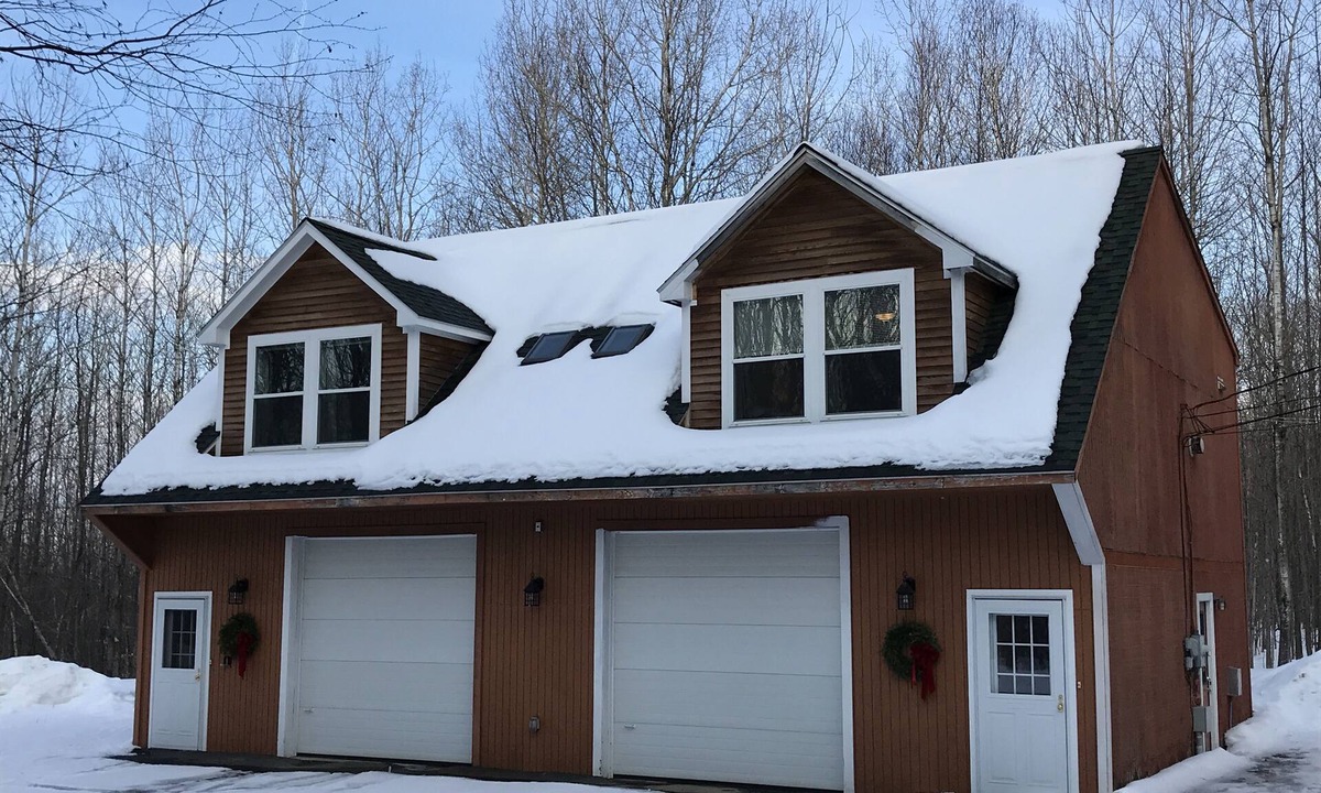 Kennebec Apartment | Luxury 1 Bedroom in Tranquil Setting