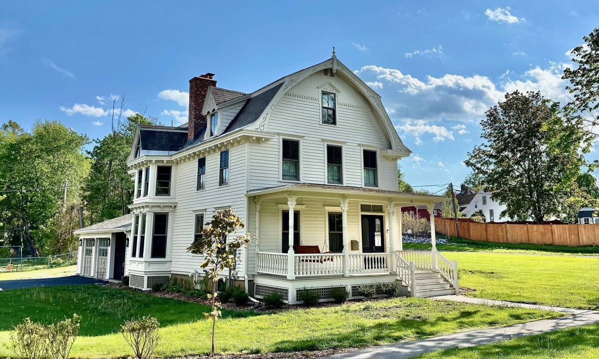 Lenox House | Luxury 3-Bedroom Retreat in Downtown Lenox & Minutes to Tanglewood