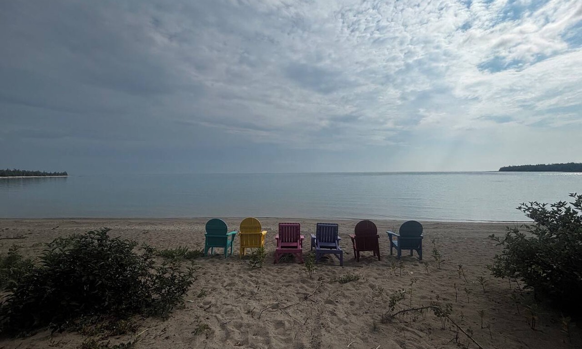 Manitoulin District House | Luxury Beach House -Lake Huron : Extra Space at beach & for RV/Travel Trailer.