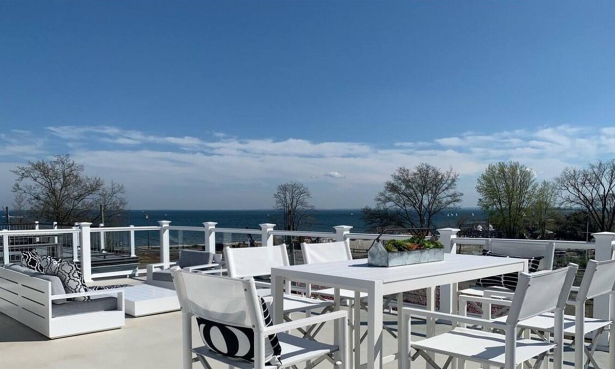 Westport House | Luxury beach home at Compo Beach, Westport CT