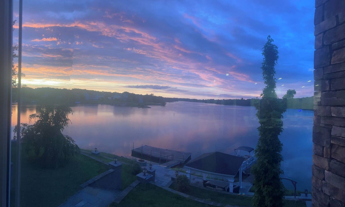 Athens House | "Luxury Lakefront Home/Views & Outdoor Living"
