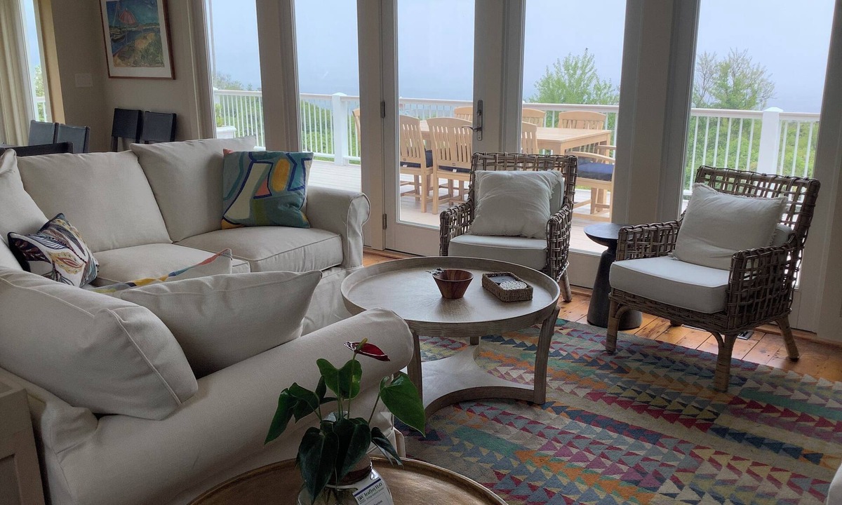 Block Island House | Luxury Rental. Central Air Great Ocean Views. June and September Weeks Available