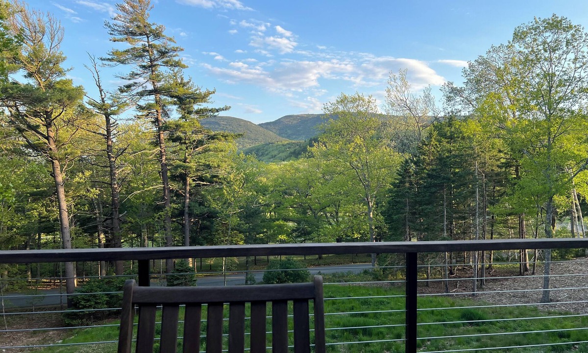 Bar Harbor House | Luxury Stay, Acadia Mountain Views, Direct Access To Trails, Artistic Retreat