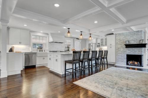 North Haven House | Luxury Stay in Expansive Historical Home