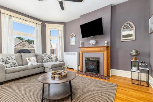 Dubuque Apartment | Masterpiece on Main 3
