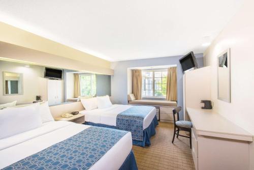 Seneca Falls Hotel | Microtel Inn & Suites by Wyndham