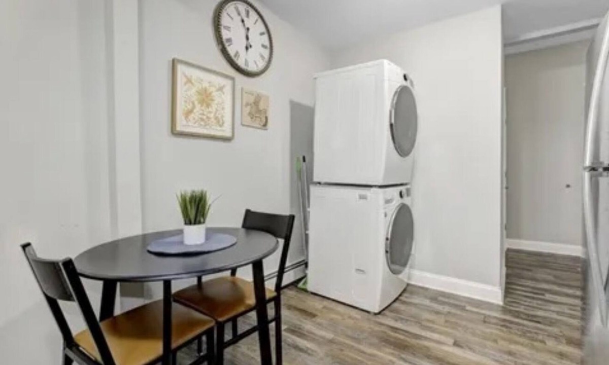 Forest Hill House | Modern 2BR Near NJIT, Rutgers & Newark Airport – WiFi + Laundry