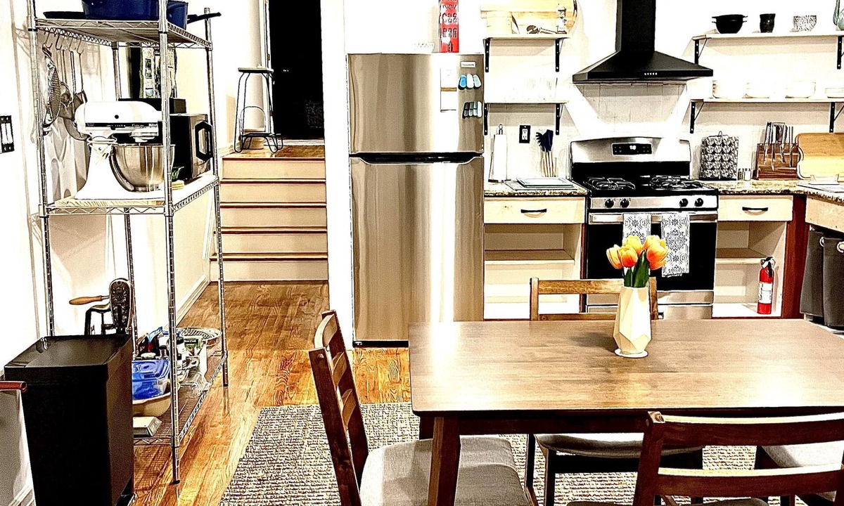 Douglaston-Little Neck Apartment | Modern and newly renovated space close to Manhattan and Long Island.