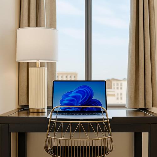 Downtown Hartford Apartment | Modern Condo DWNTN Hartord XL Center GYM