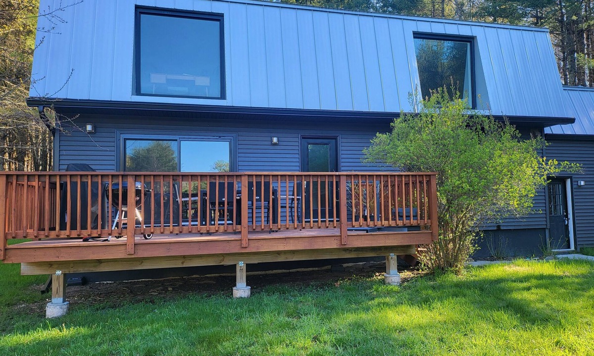 Boiceville House | Modern Farmhouse in the Catskills on 5 acres of land. Ski resorts close by!