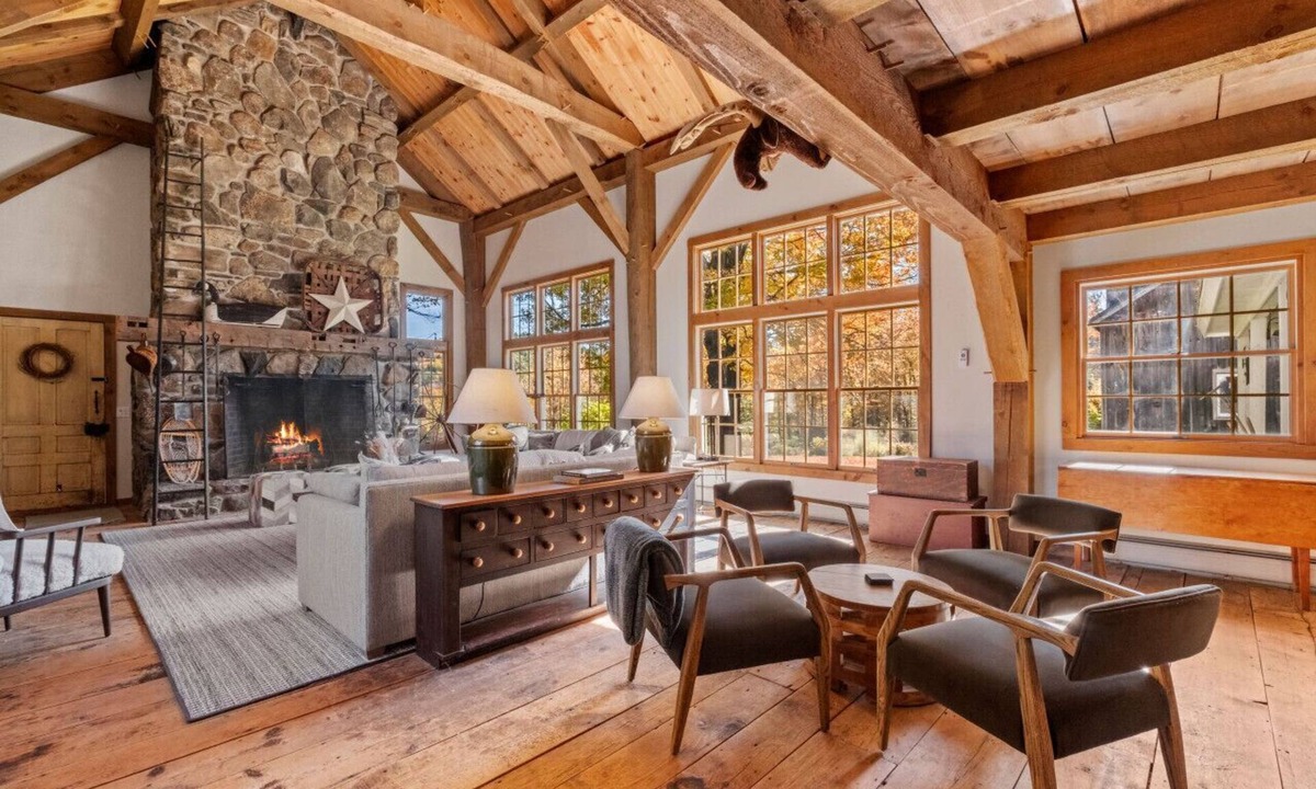 Wardsboro Ski Chalet | Modern Lux Cabin w/Mtn Views | Fire Pit