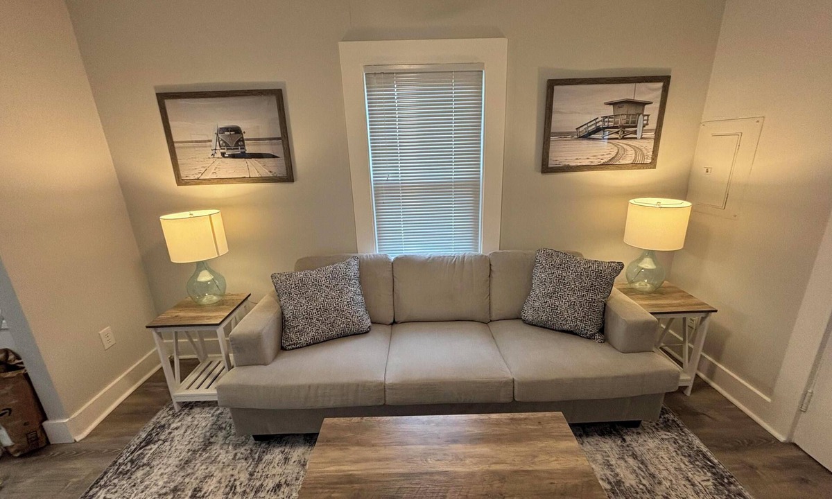 Town of Sullivan House | Modern Onieda Lake Cottage - 2 Queen beds w/Lake access