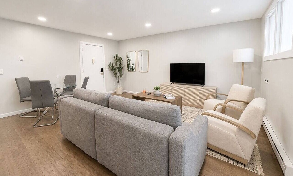 West New Haven Apartment | Modern Westville Nest Near Yale with Parking