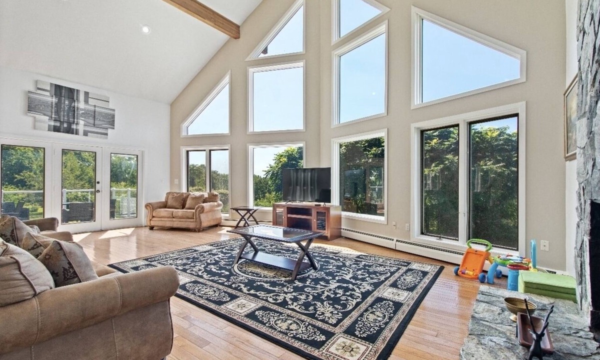 Gilman Cabin | Mohegan Cabin Estate