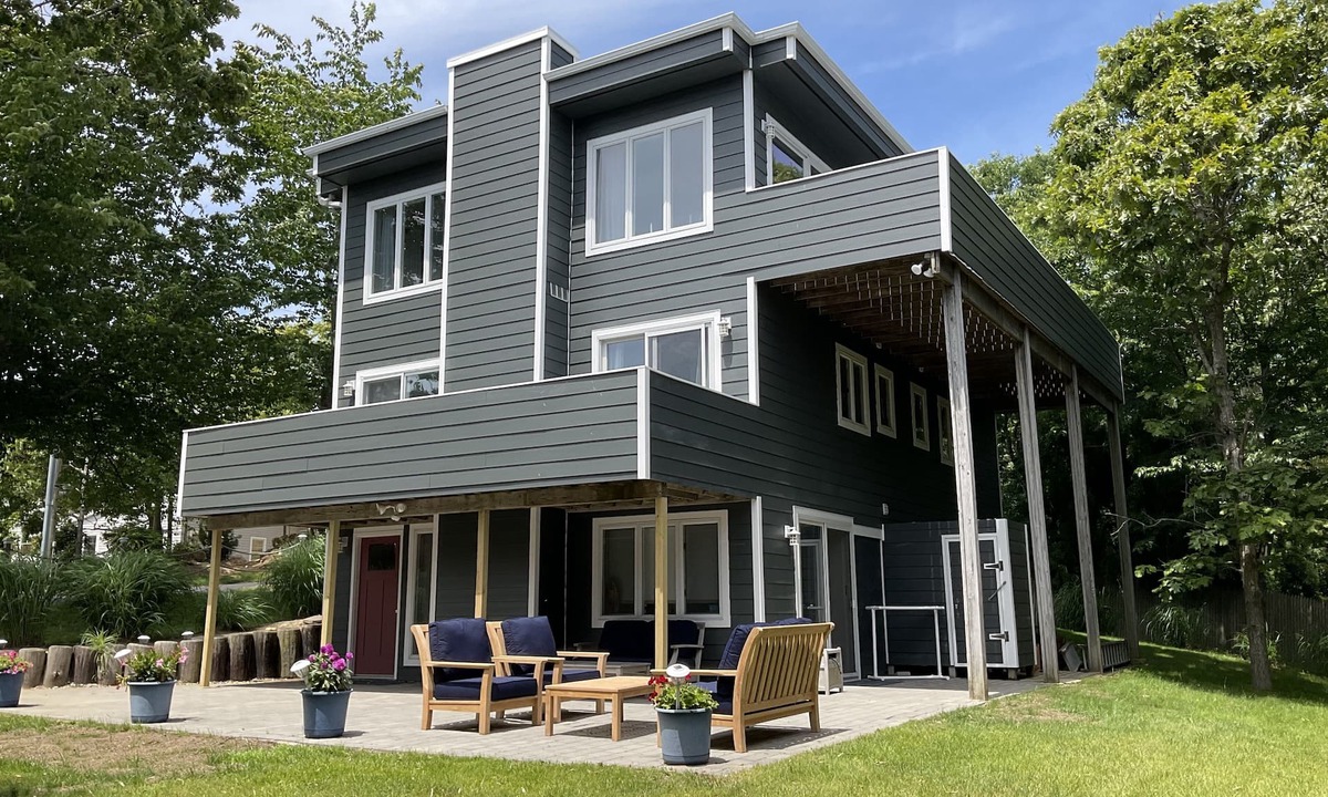 Montauk House | MONTAUK 2026 RENTAL - USA 250th! - WALK TO OCEAN FROM HITHER HILLS BEACH HOUSE