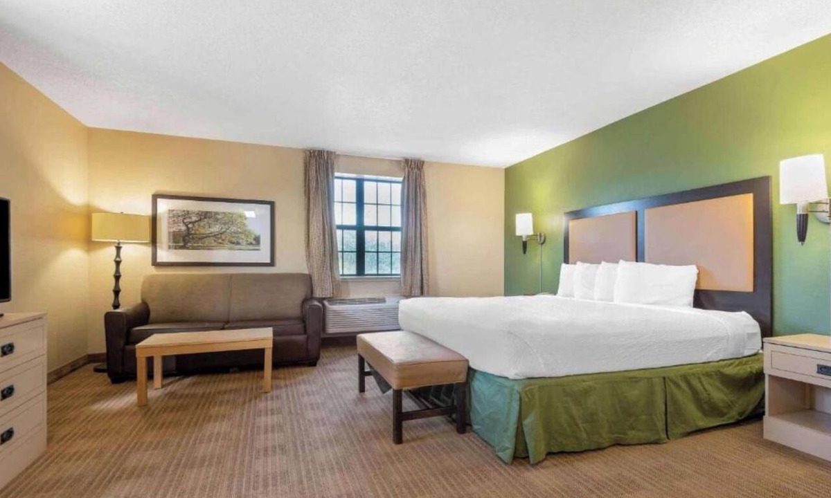Amherst Hotel | Motel 6 Buffalo Amherst NY