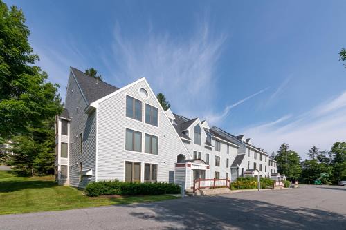 West Dover Cabin | Mount Snow Lodging by Vail Resorts