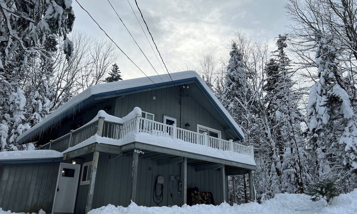 Wilmington Ski Chalet | Mount Snow Vermont - Ski - Snowboard - 6 miles