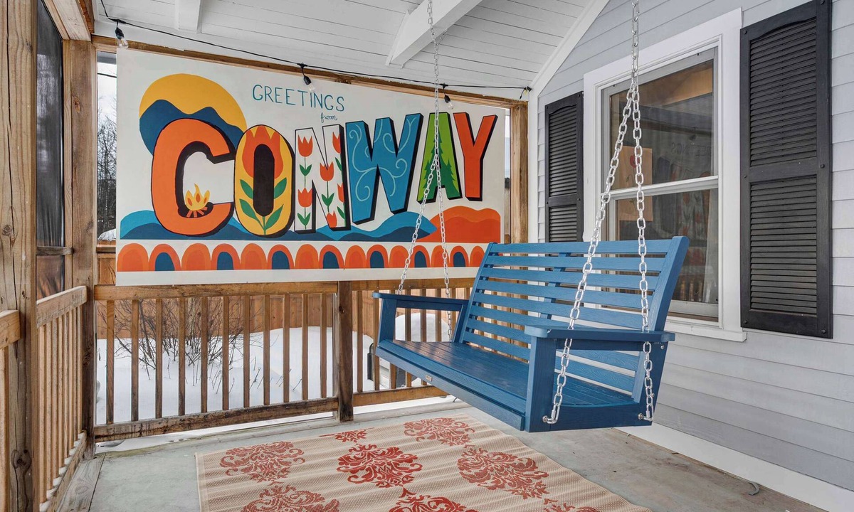 North Conway House | Mountain Getaway: Outdoor Games Sauna Hot tub