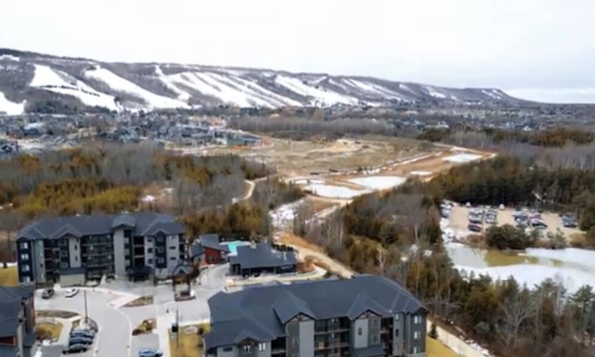 Glen Huron Condo | Mountain House - The Ultimate Family Getaway!