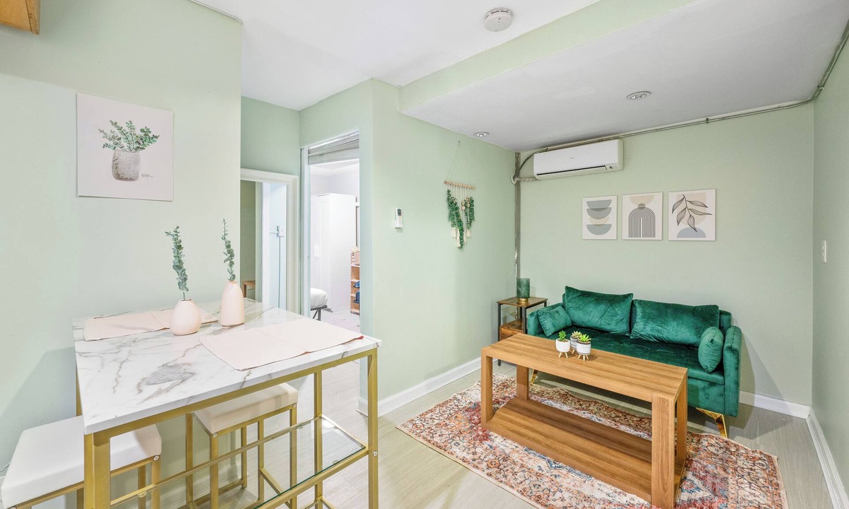 Rose Hill Apartment | Murray Hill 2BR with Private Outdoor Space & Laundry