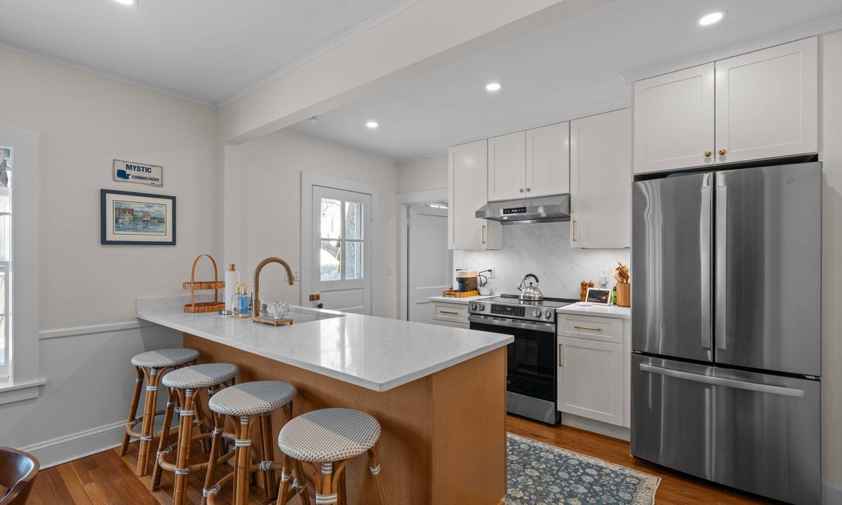 Mystic House | Mystic Family Home 5-Min Walk to Mystic Seaport
