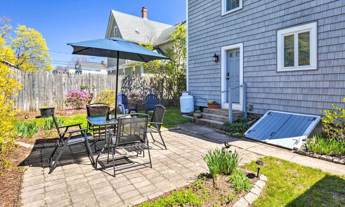 Mystic - New London Condo | Mystic Refuge w/Patio < 1 Mi to Downtown!