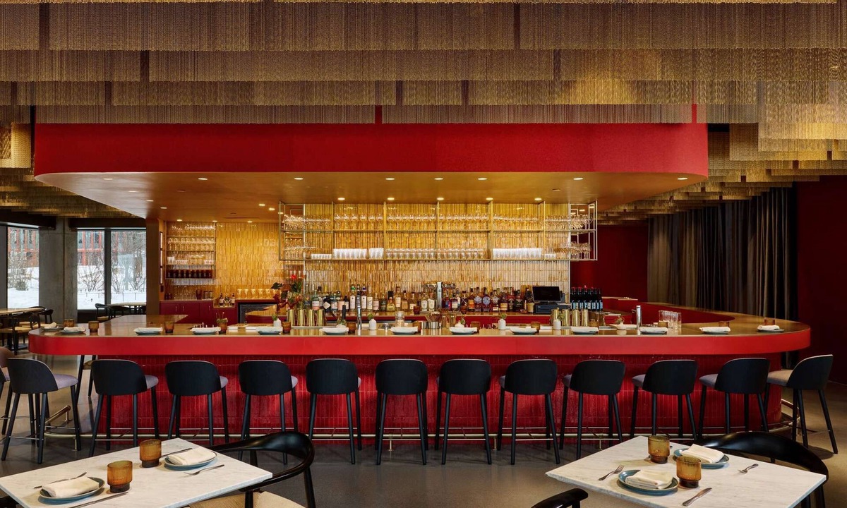 Lower Allston Hotel | Near Cambridge | Restaurant. Gym + On-Site Bar
